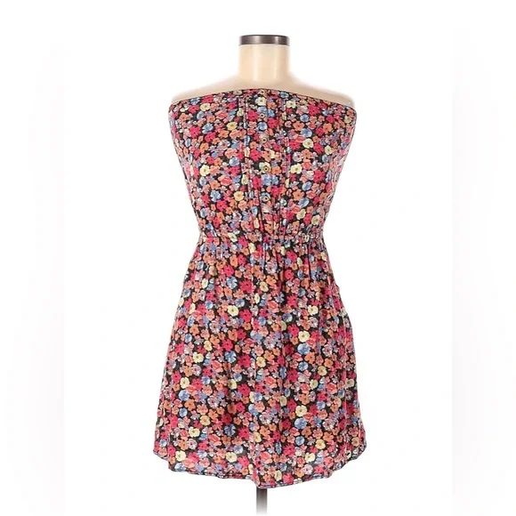 80s strapless dress Prettiest Spring 1984 Yves Saint Laurent Runway Strapless Purple & Gre –  Shrimpton Couture main image 0